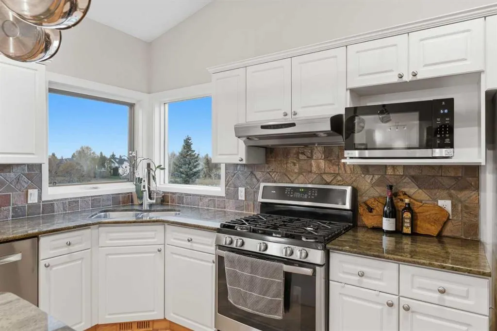 211 Douglasview Road SE