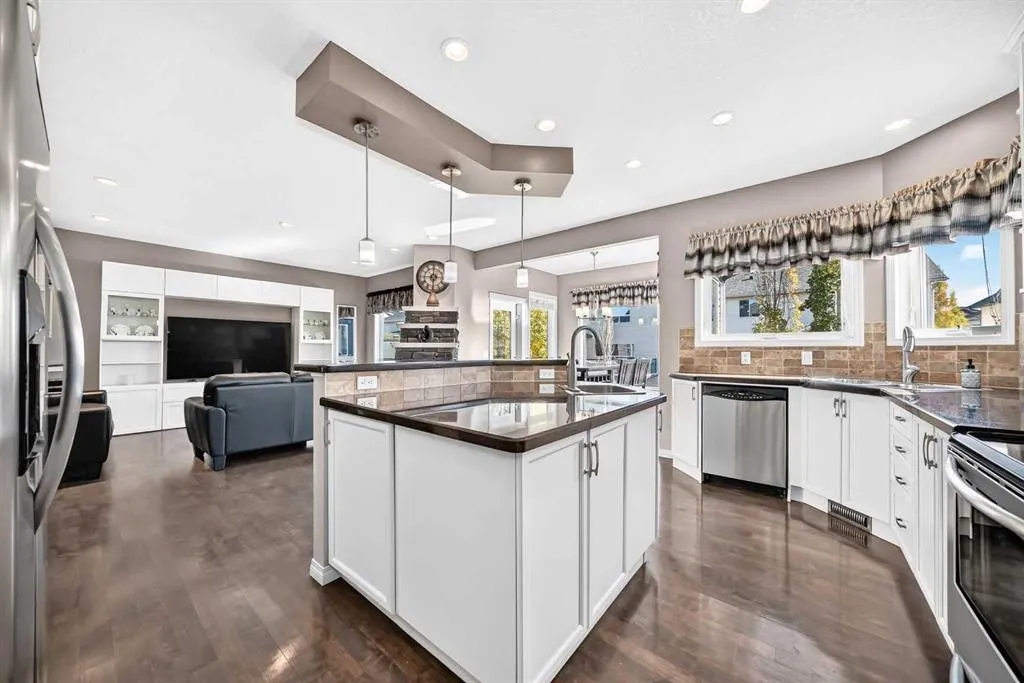 152 Hawkmere Way