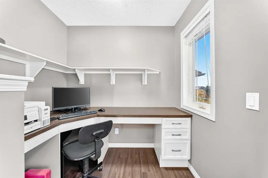 152 Hawkmere Way