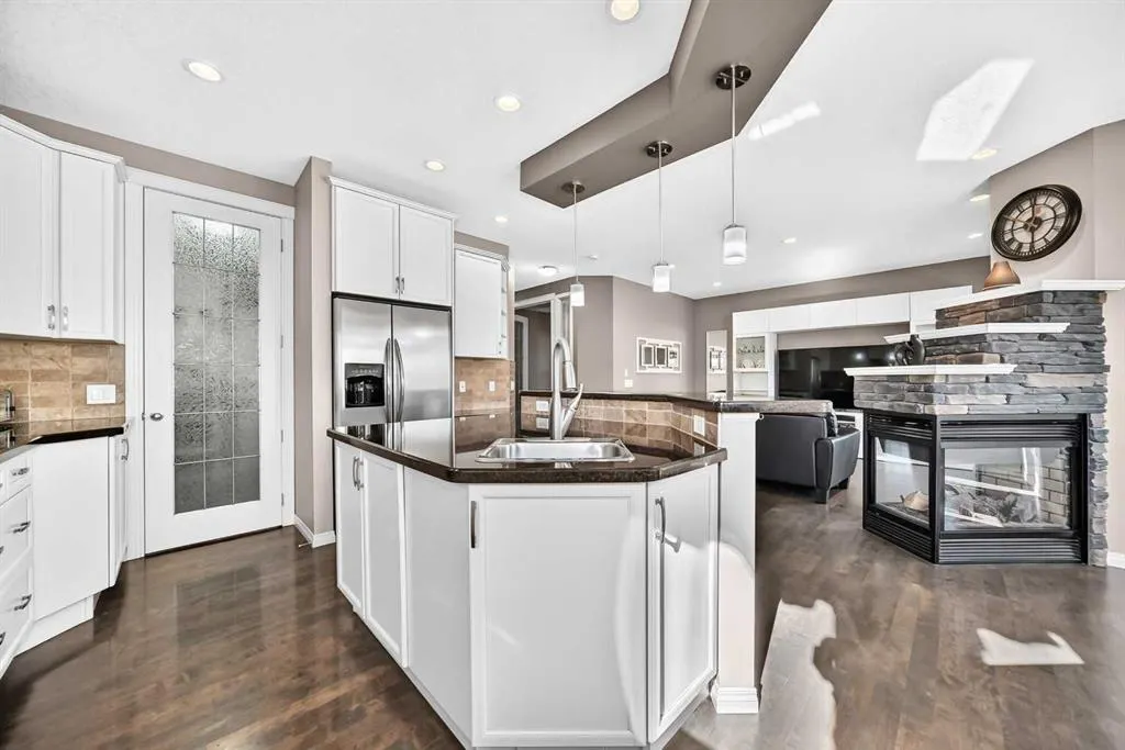 152 Hawkmere Way
