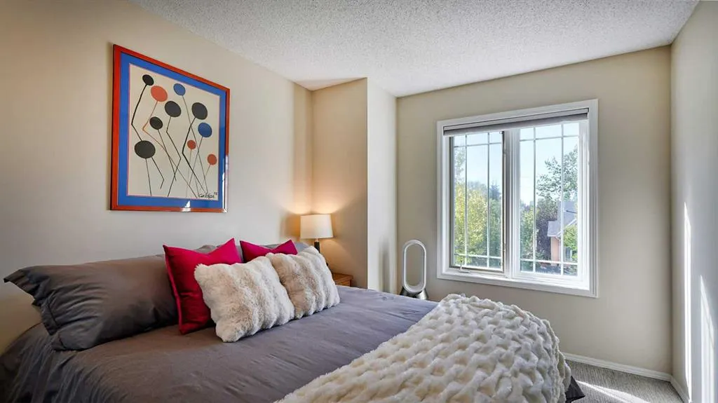 192 Inglewood Cove SE