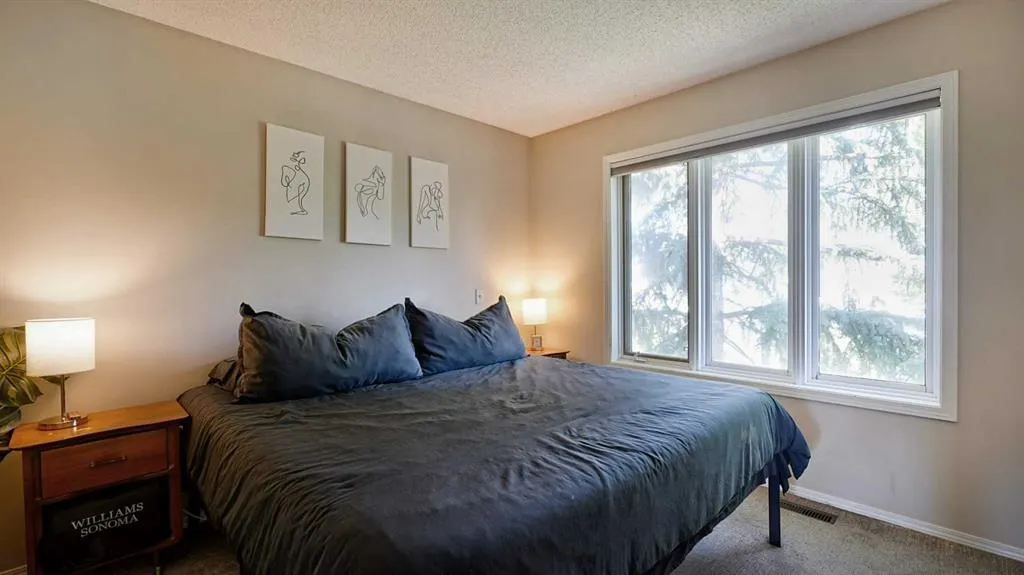 192 Inglewood Cove SE