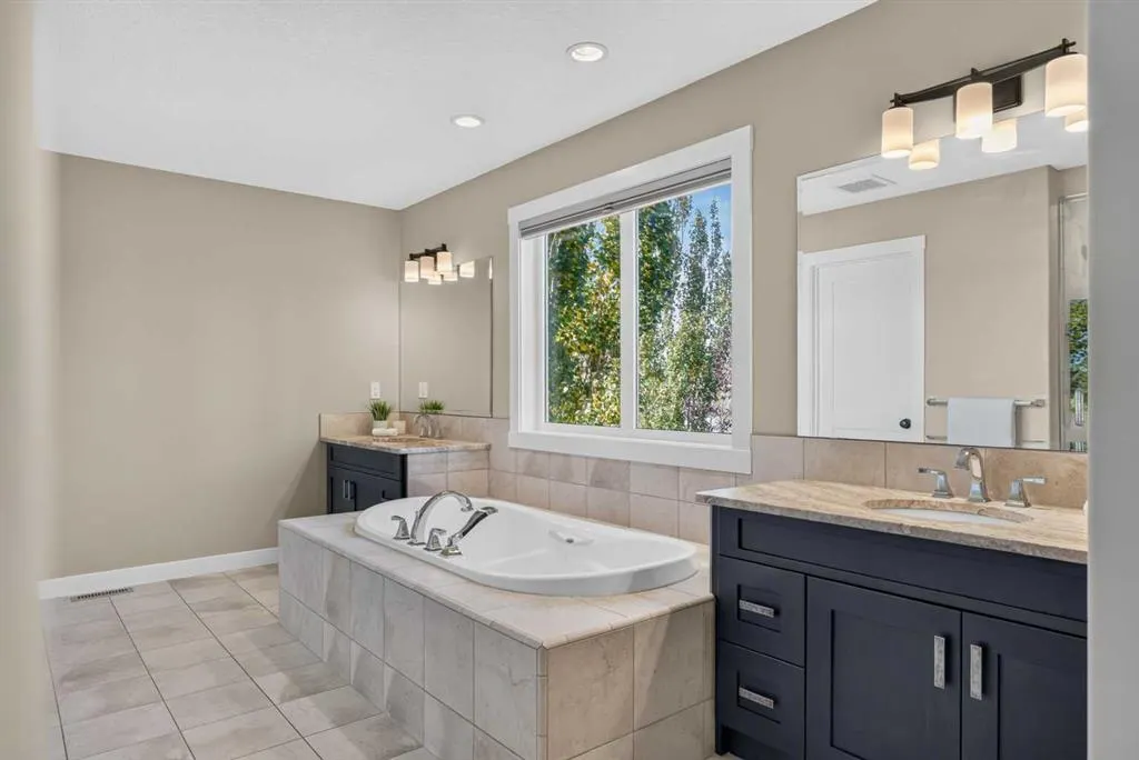 38 Auburn Sound Circle SE