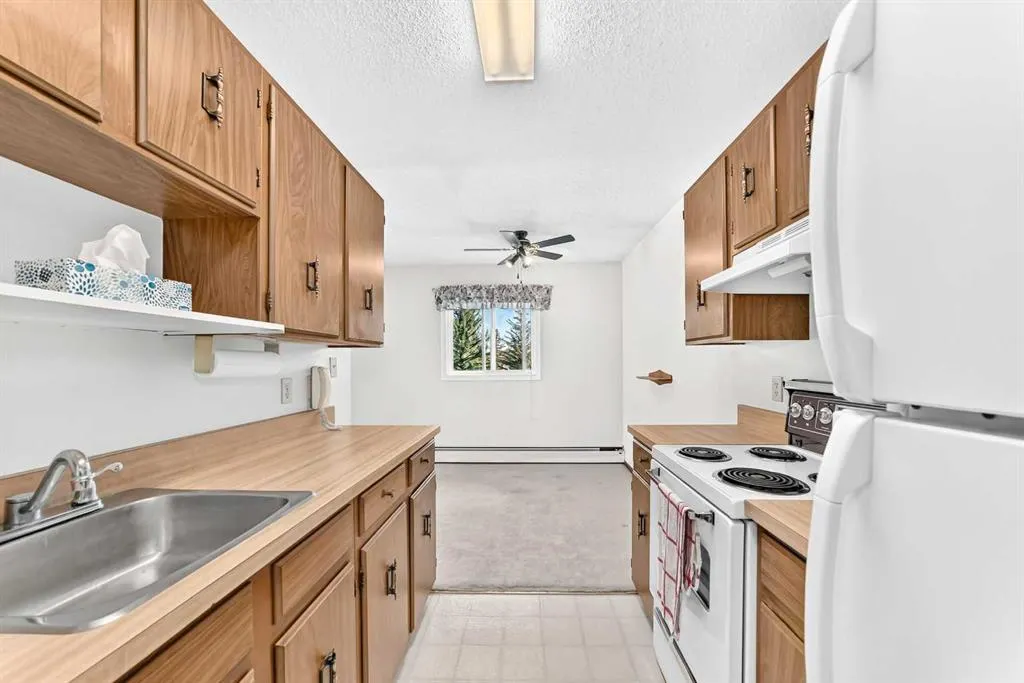 366 94 Avenue SE #17