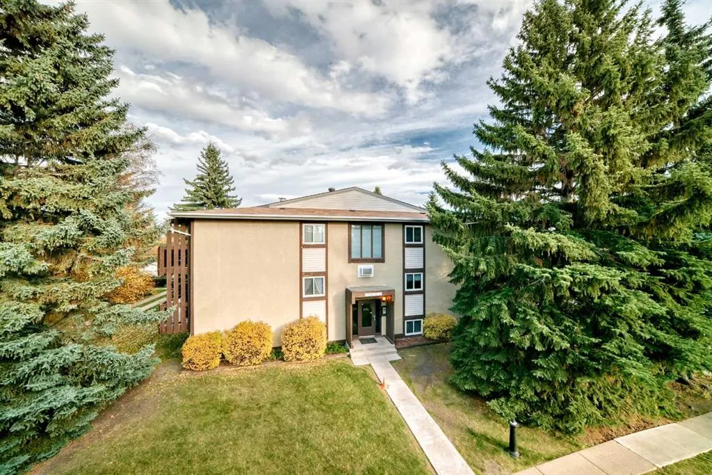 366 94 Avenue SE #17