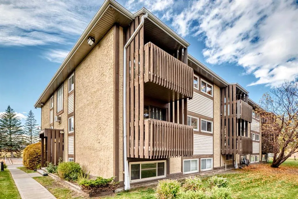 366 94 Avenue SE #17
