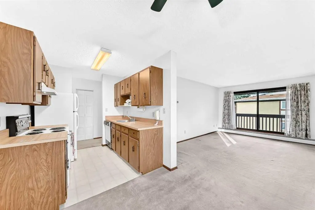 366 94 Avenue SE #17