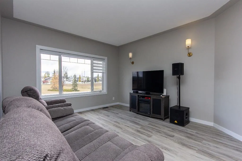 55 Viscount Drive