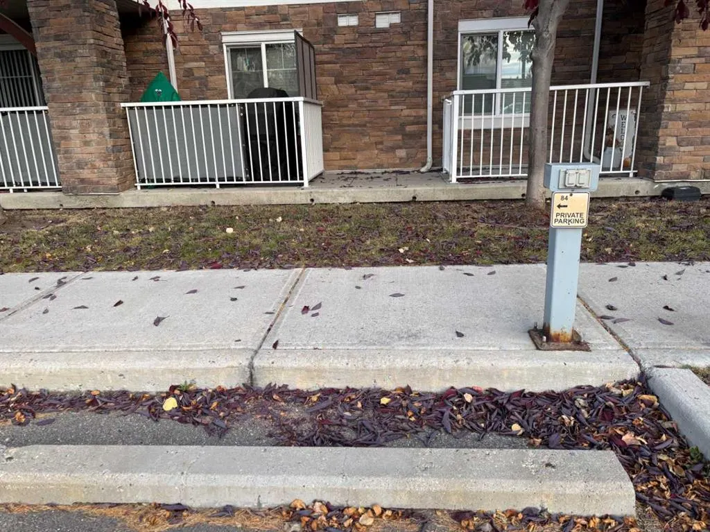 304 Cranberry Park SE #204