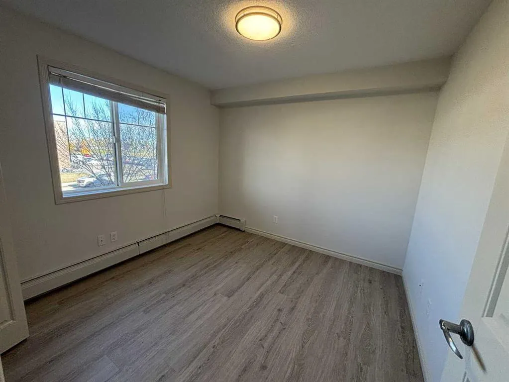 304 Cranberry Park SE #204