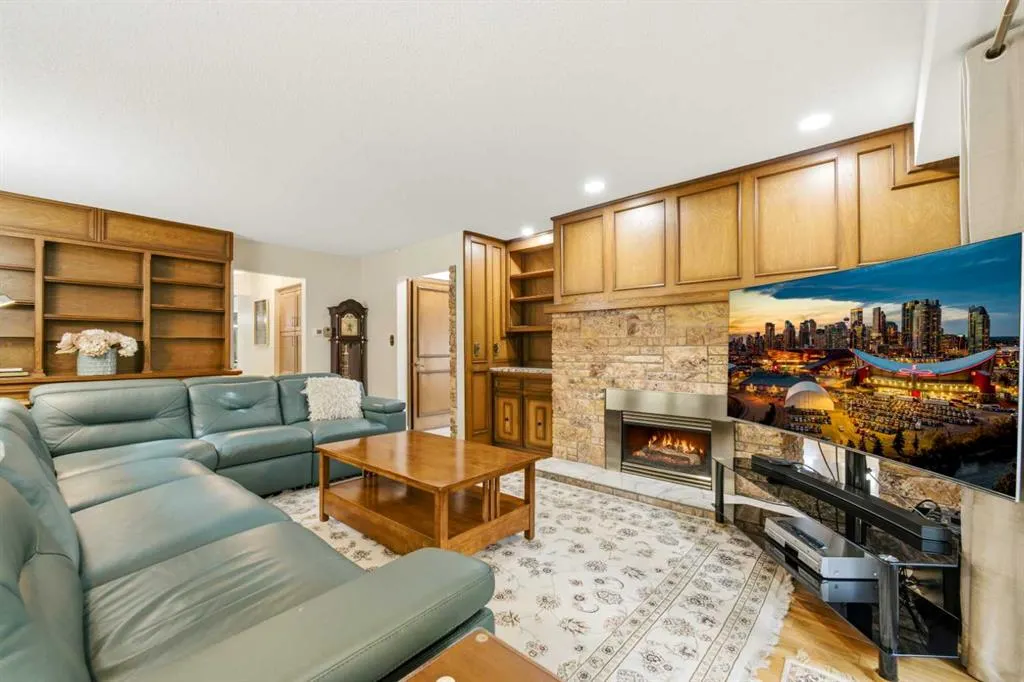 340 Pump Hill Gardens SW