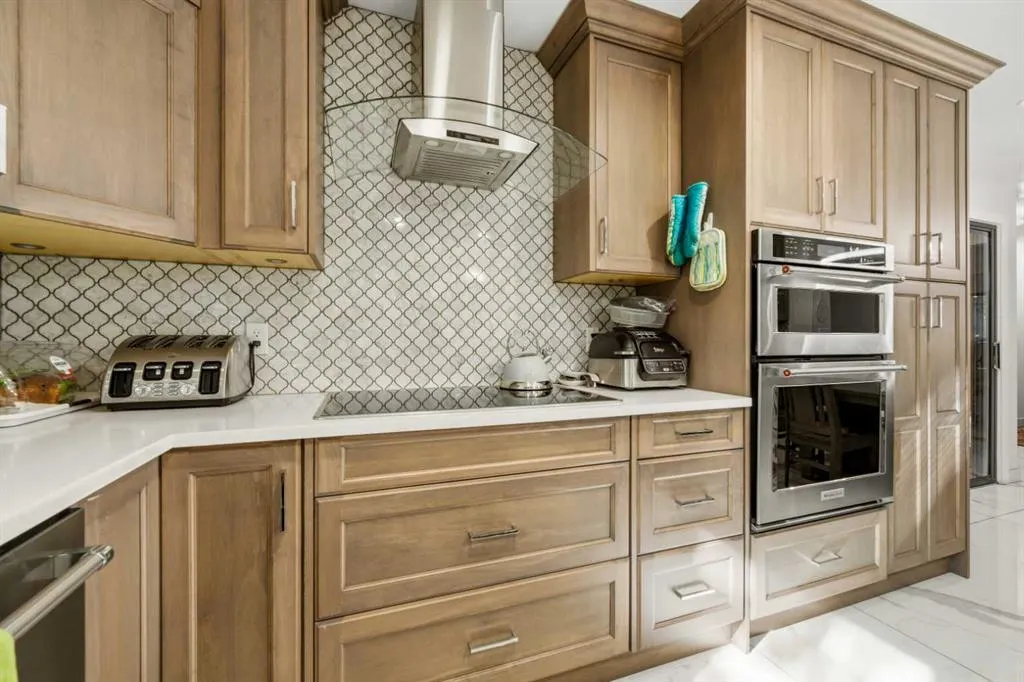 340 Pump Hill Gardens SW