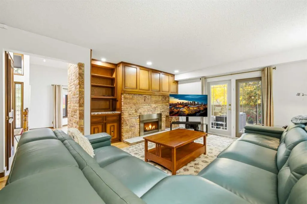 340 Pump Hill Gardens SW