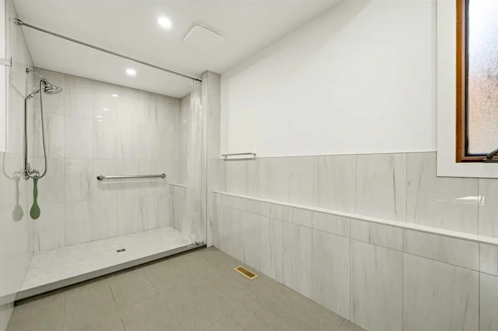 340 Pump Hill Gardens SW