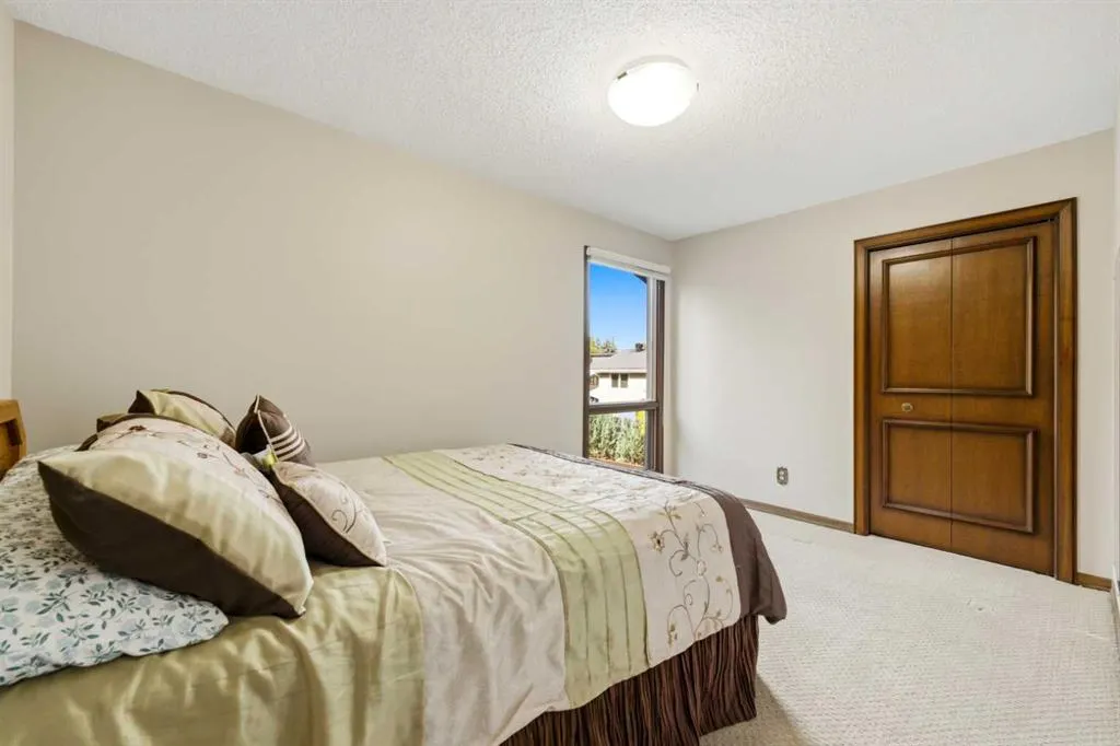 340 Pump Hill Gardens SW