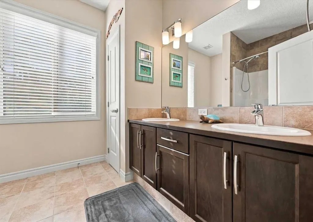 485 River Heights Crescent