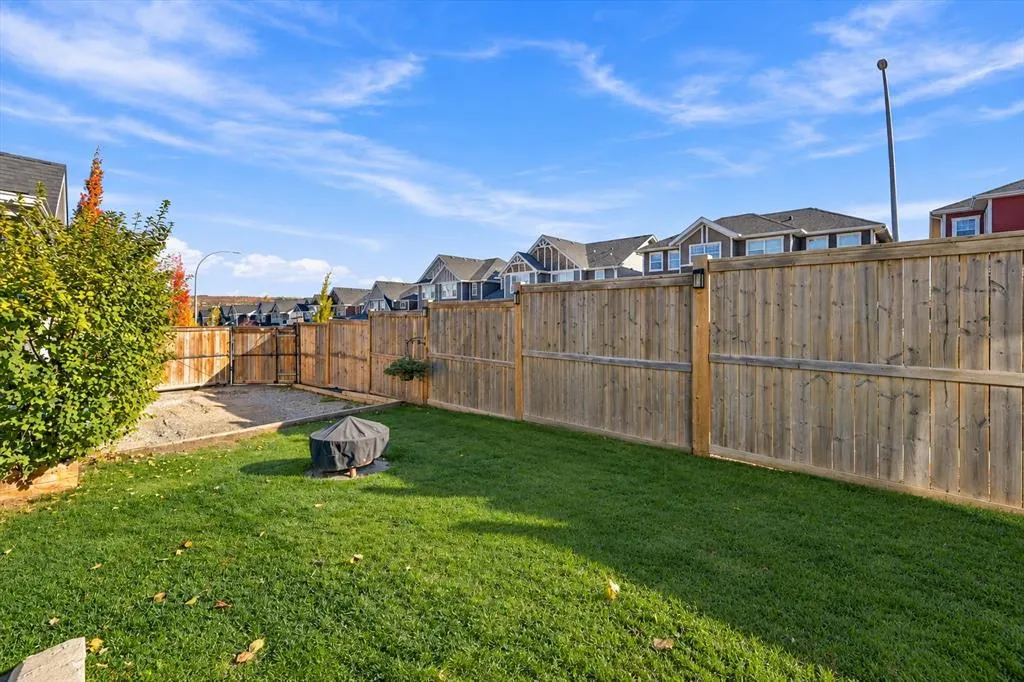 485 River Heights Crescent