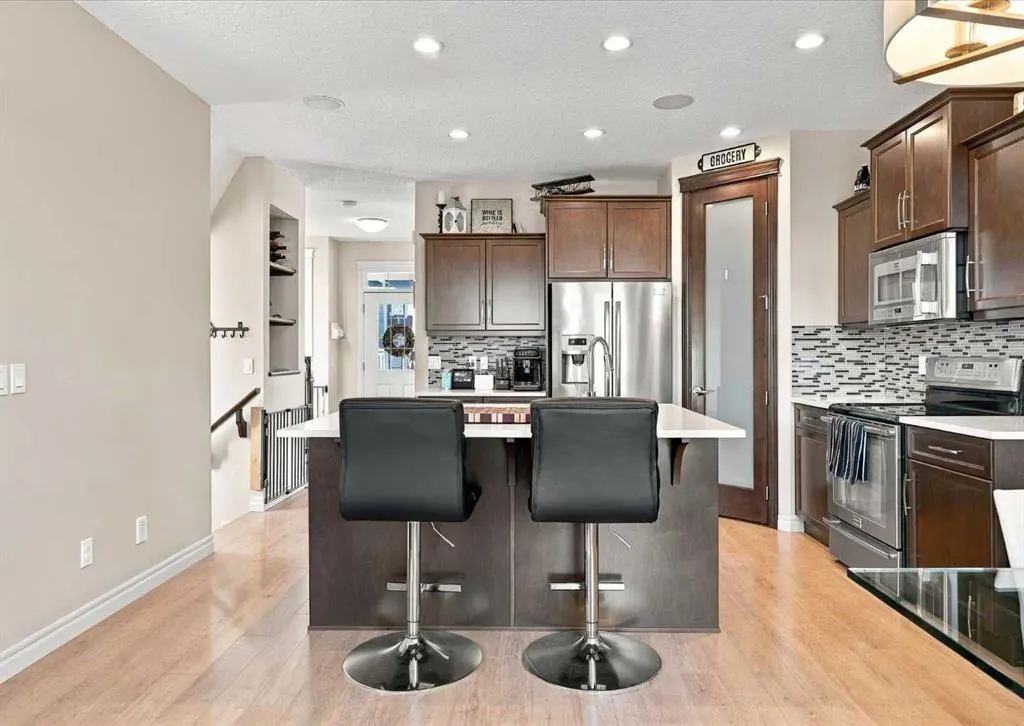 485 River Heights Crescent