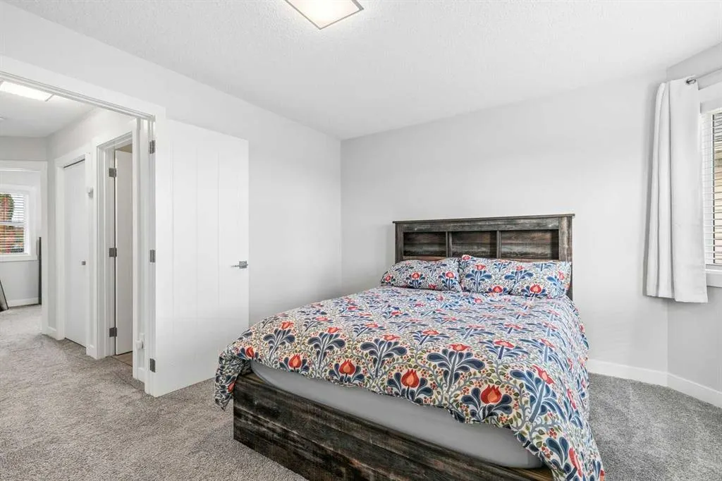 2003 Country Hills Circle NW