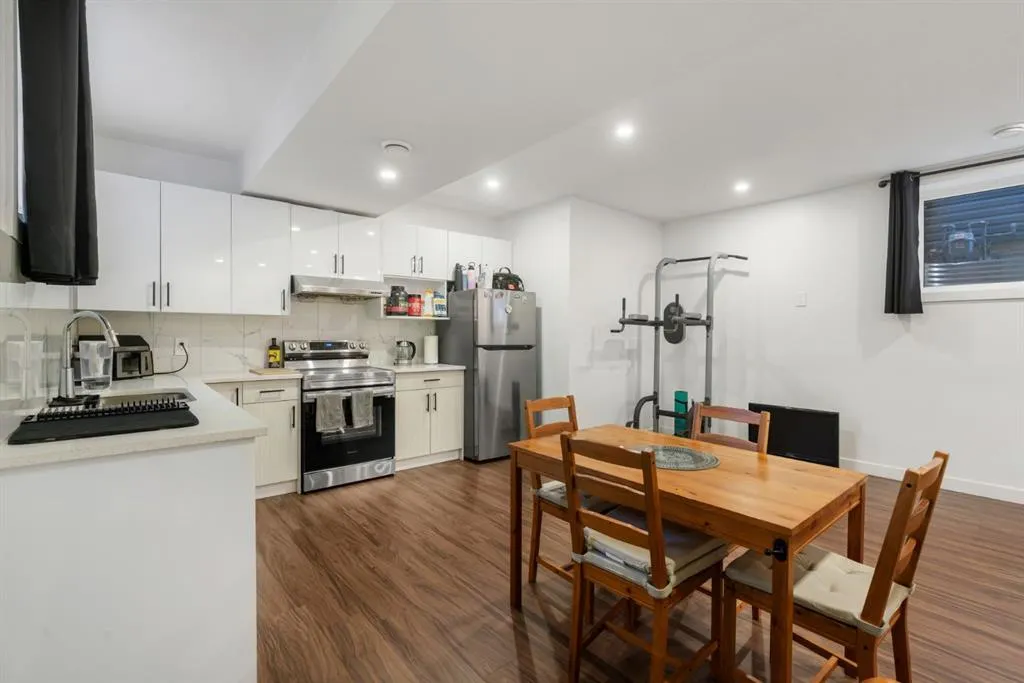 130 Dawson Harbour Rise