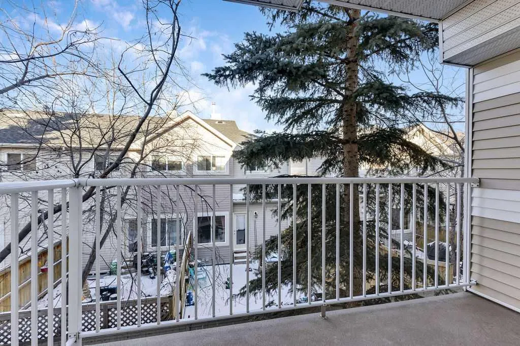 103 Strathaven Drive #423