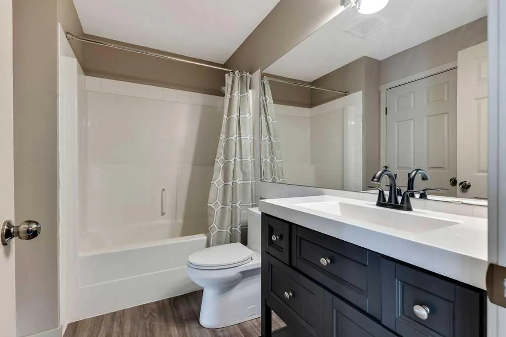 103 Strathaven Drive #423