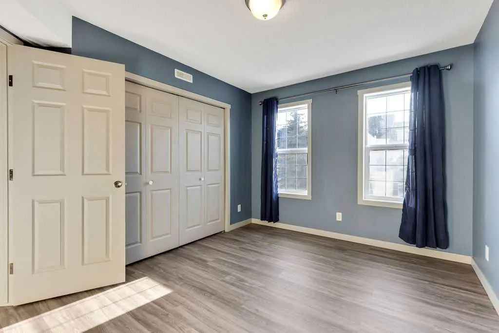 103 Strathaven Drive #423