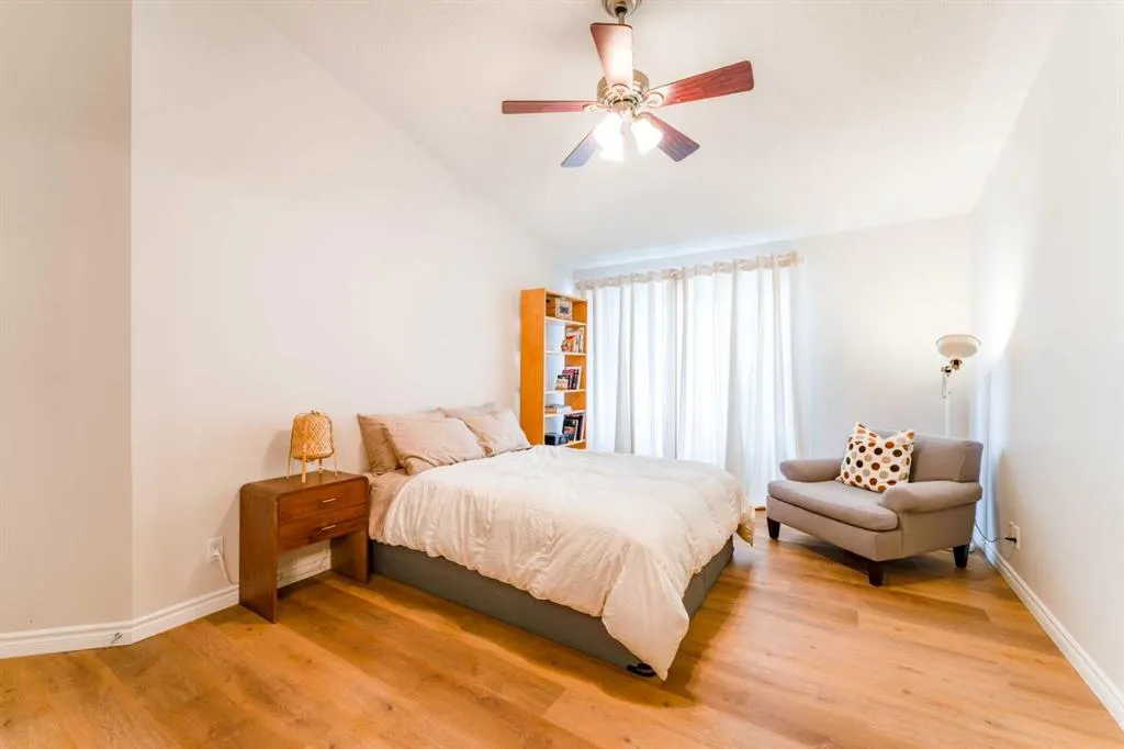 76 Sierra Morena Green SW
