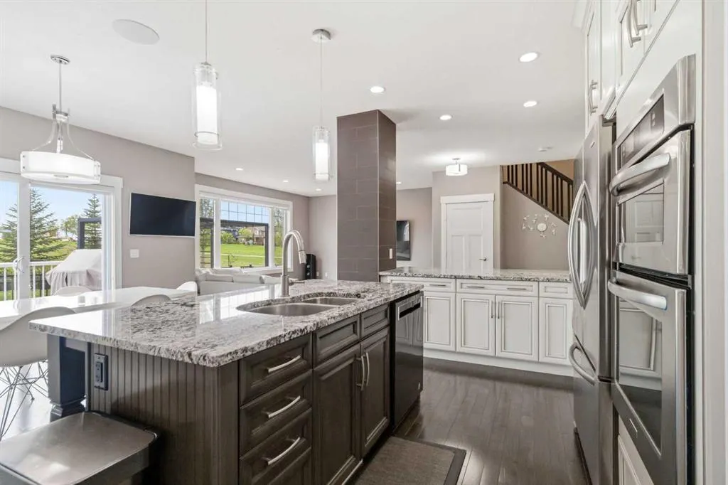 112 Dixon Road