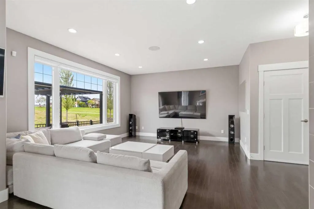 112 Dixon Road