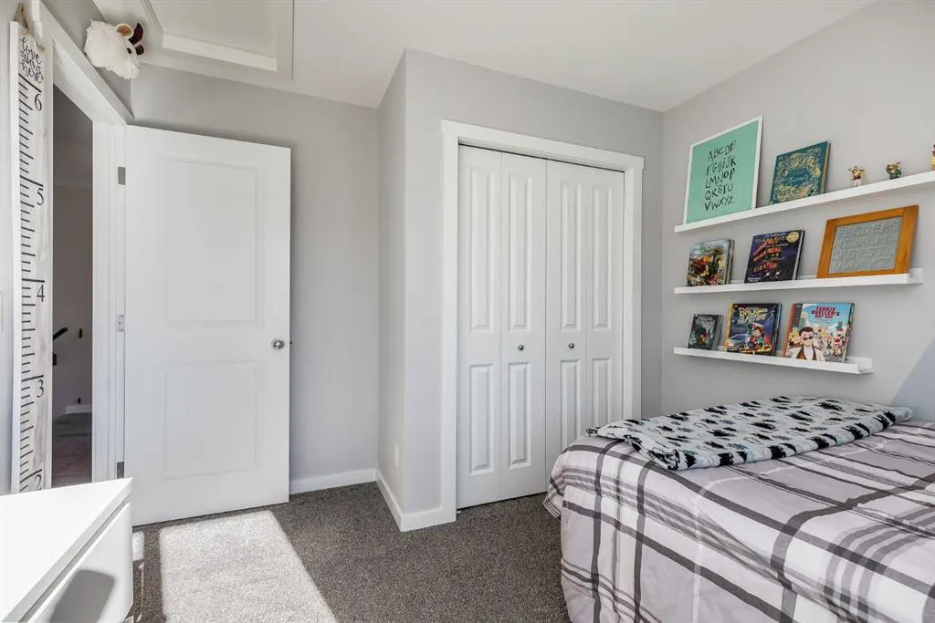 30 Bayview Circle SW