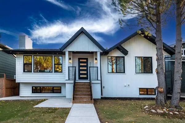 311 parkglen Crescent SE