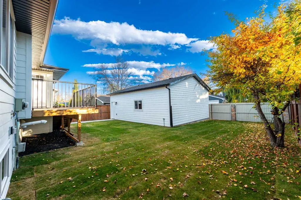 311 parkglen Crescent SE