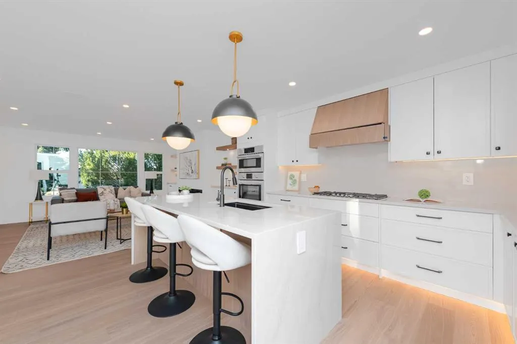 311 parkglen Crescent SE
