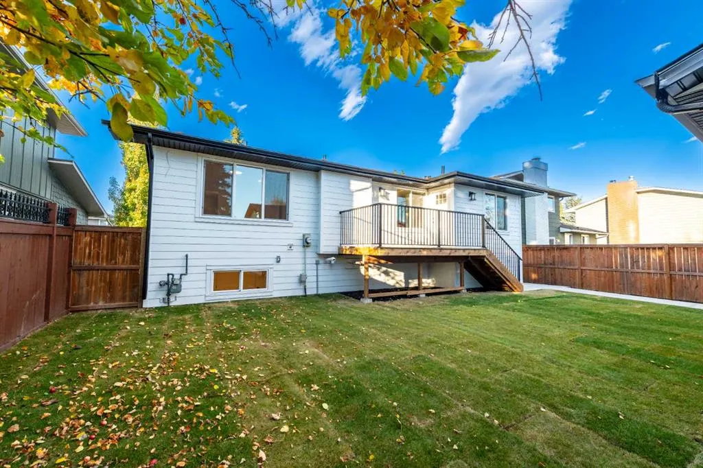 311 parkglen Crescent SE
