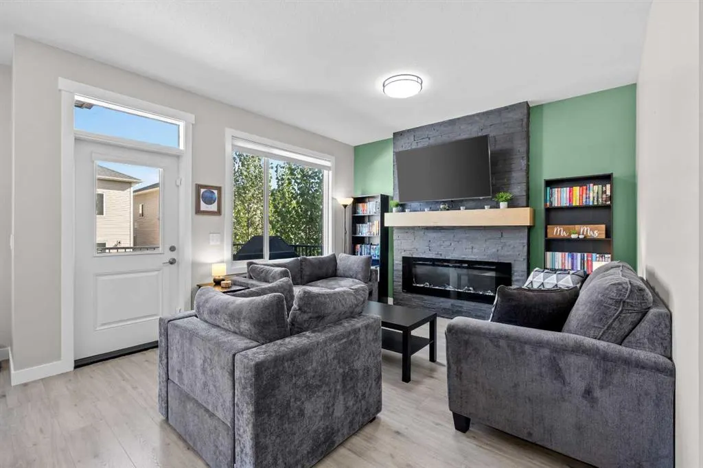 1075 Stevens Place