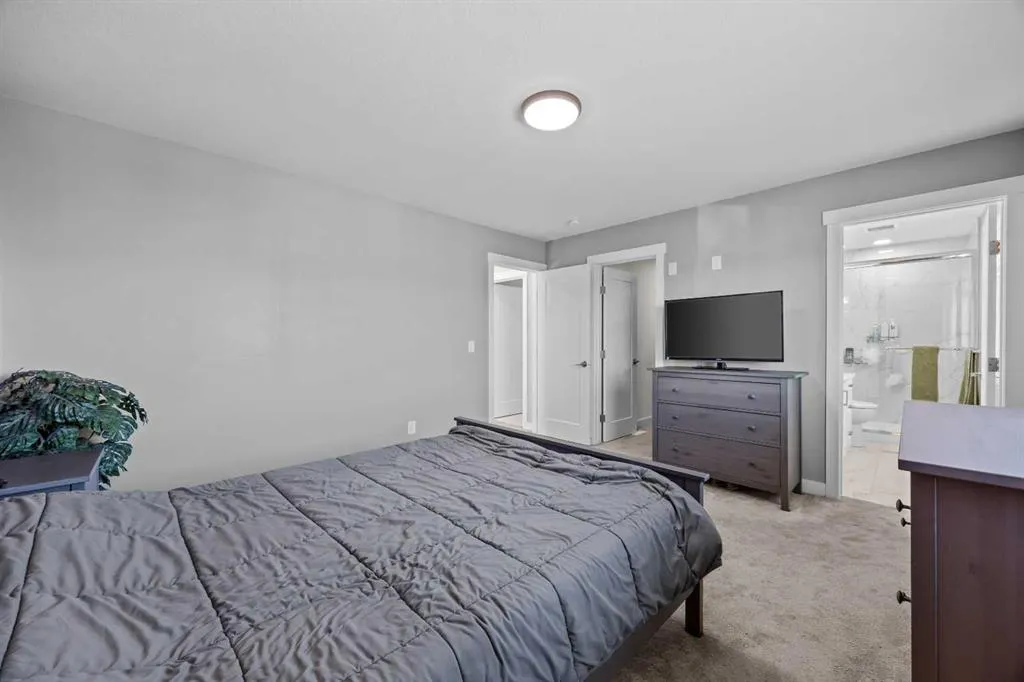 1075 Stevens Place