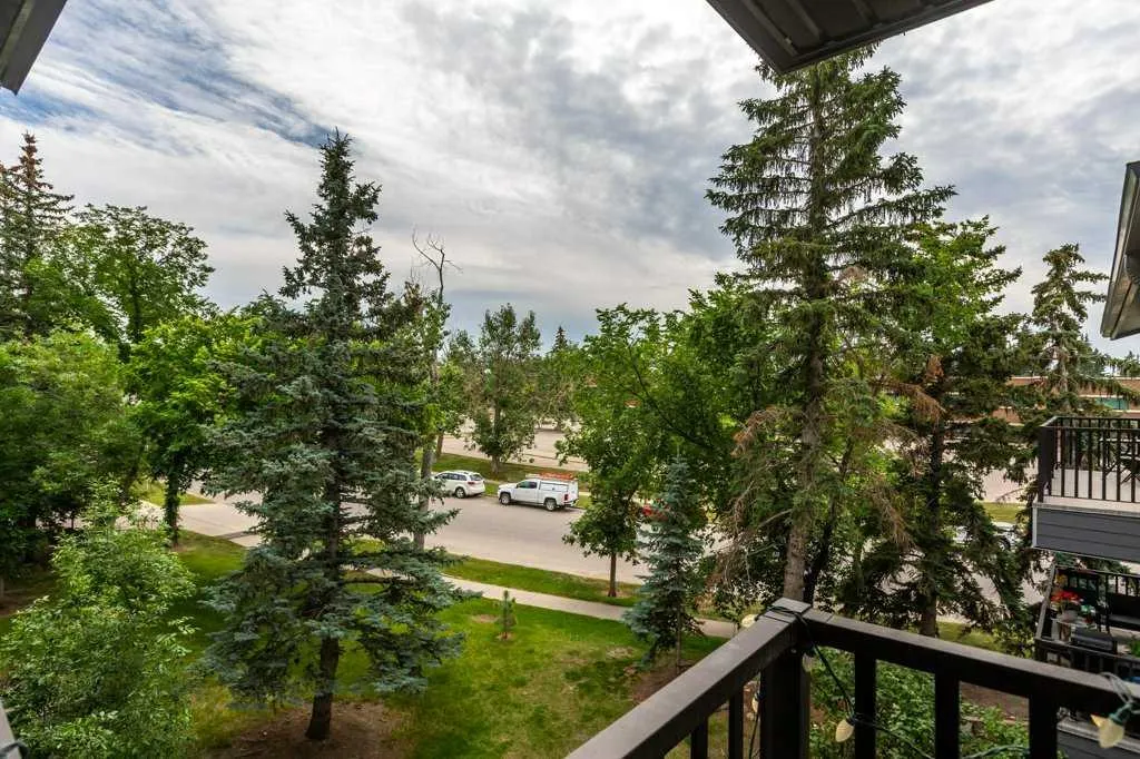 550 Westwood Drive SW #305