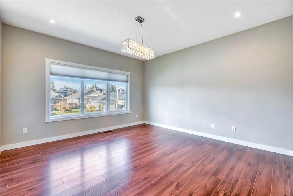 1 Lakes Estates Circle