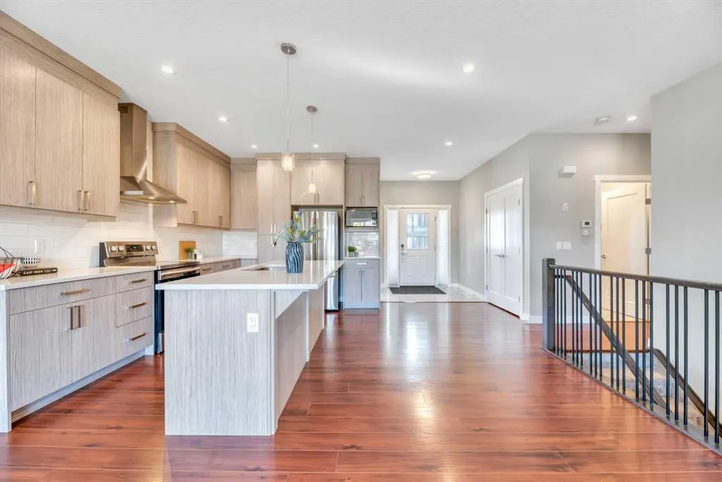 1 Lakes Estates Circle