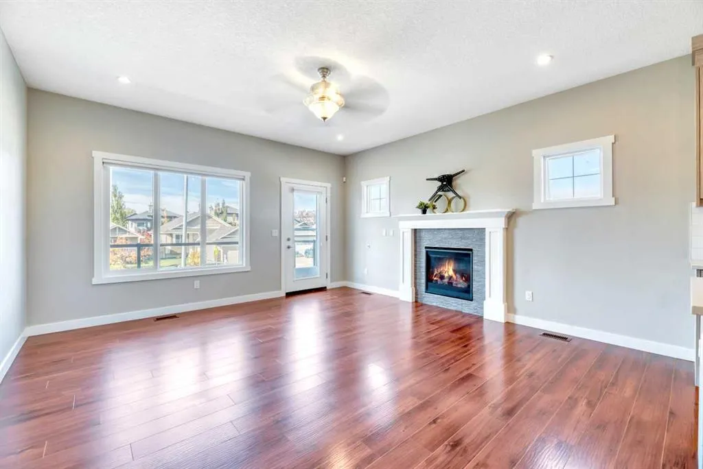 1 Lakes Estates Circle
