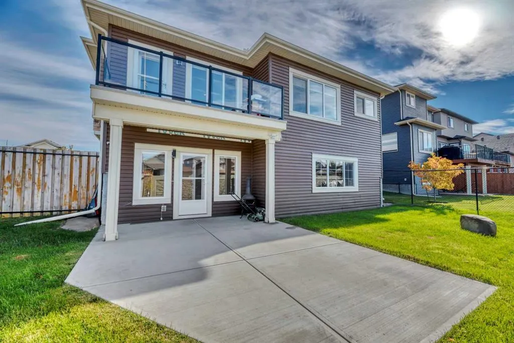 1 Lakes Estates Circle