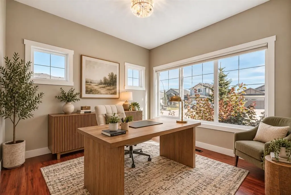 1 Lakes Estates Circle