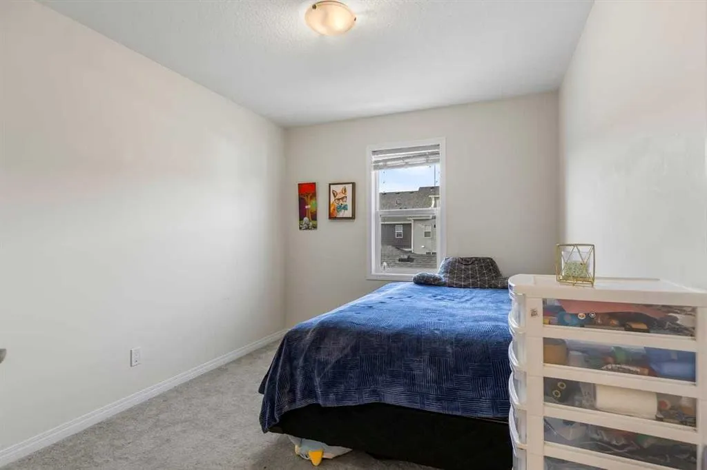 124 South Point Court SW