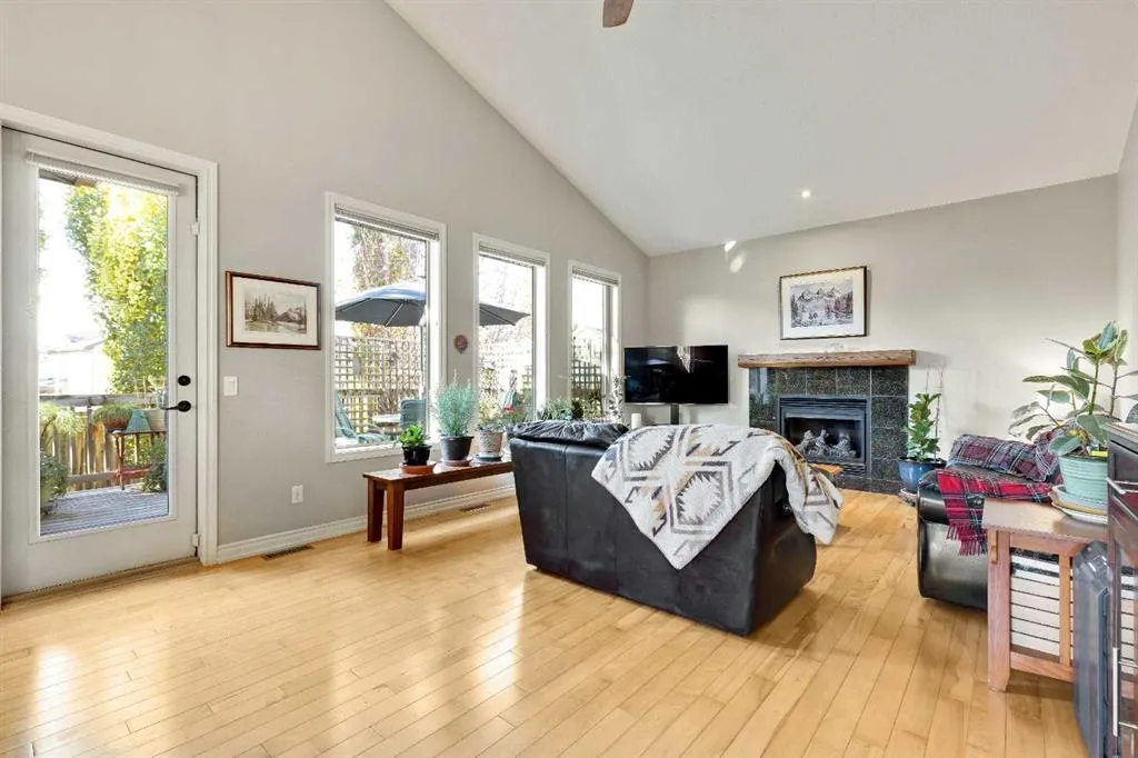 237 Chapala Drive SE