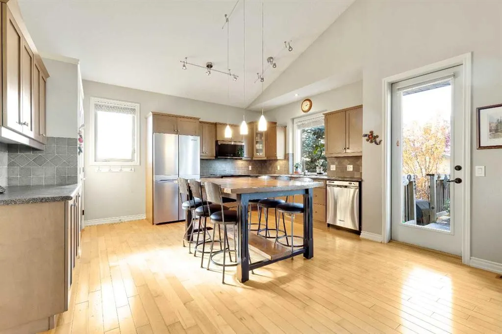 237 Chapala Drive SE