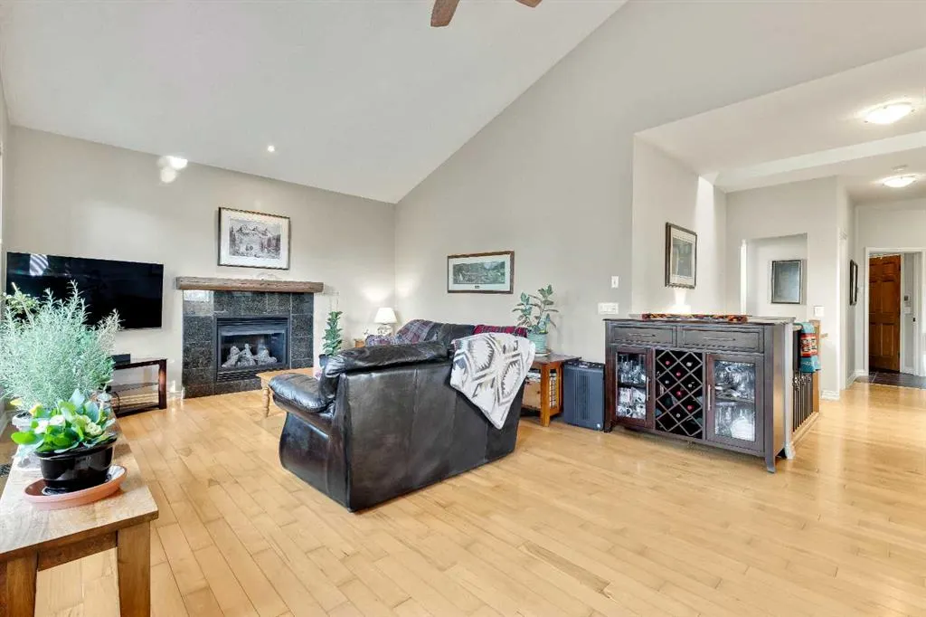 237 Chapala Drive SE
