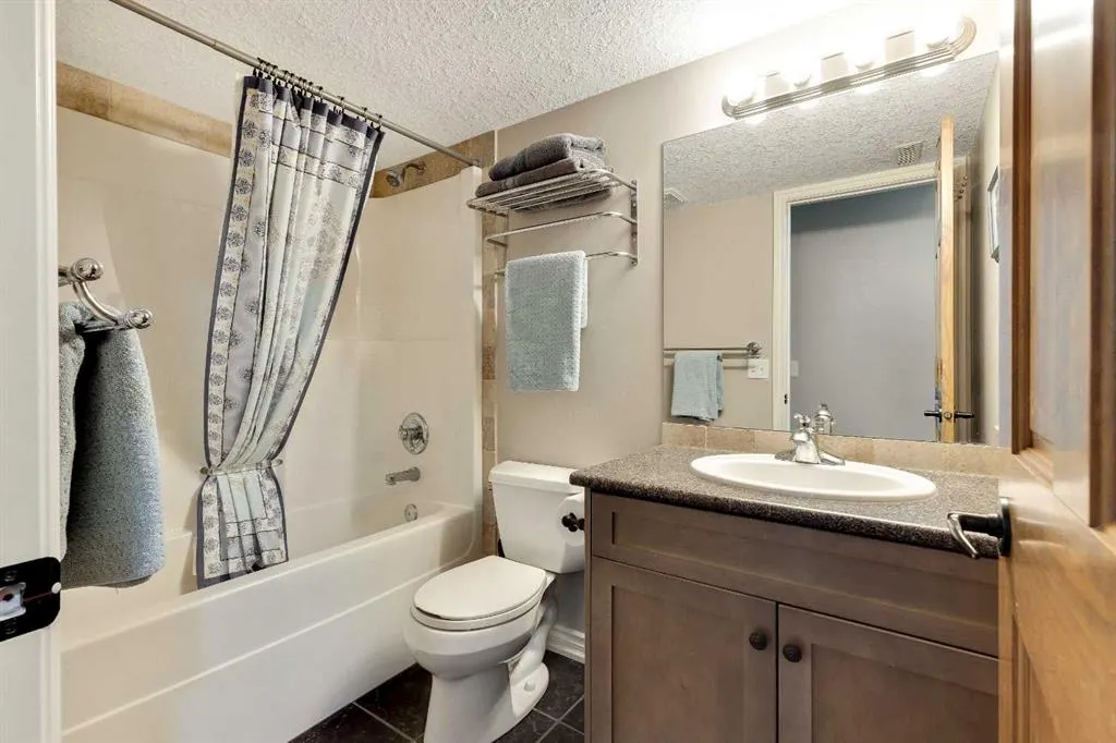 237 Chapala Drive SE