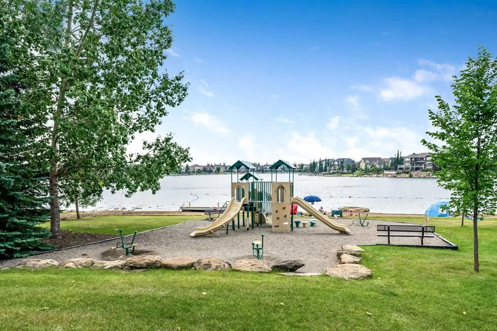 237 Chapala Drive SE
