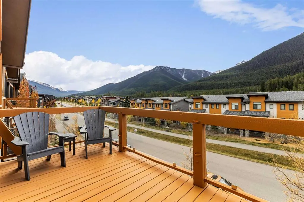 105 Stewart Creek Rise SW #404